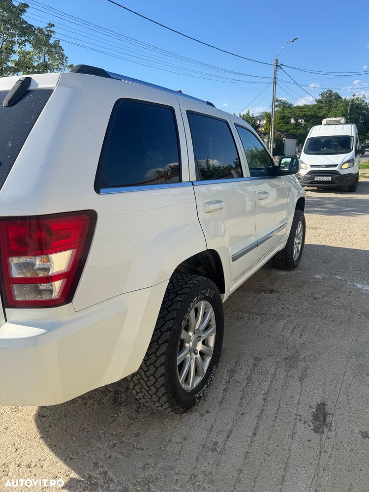 Jeep Grand Cherokee - 4