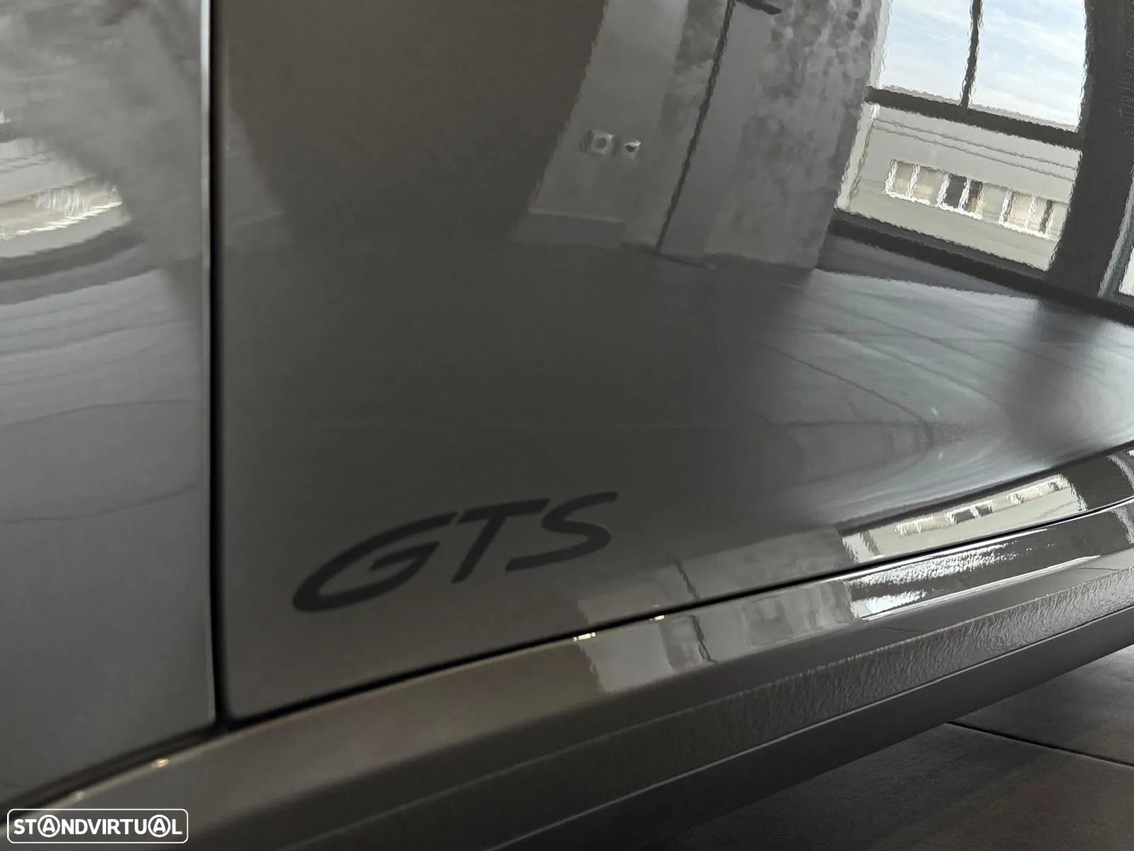 Porsche 911 (992) Carrera 4 GTS PDK - 21
