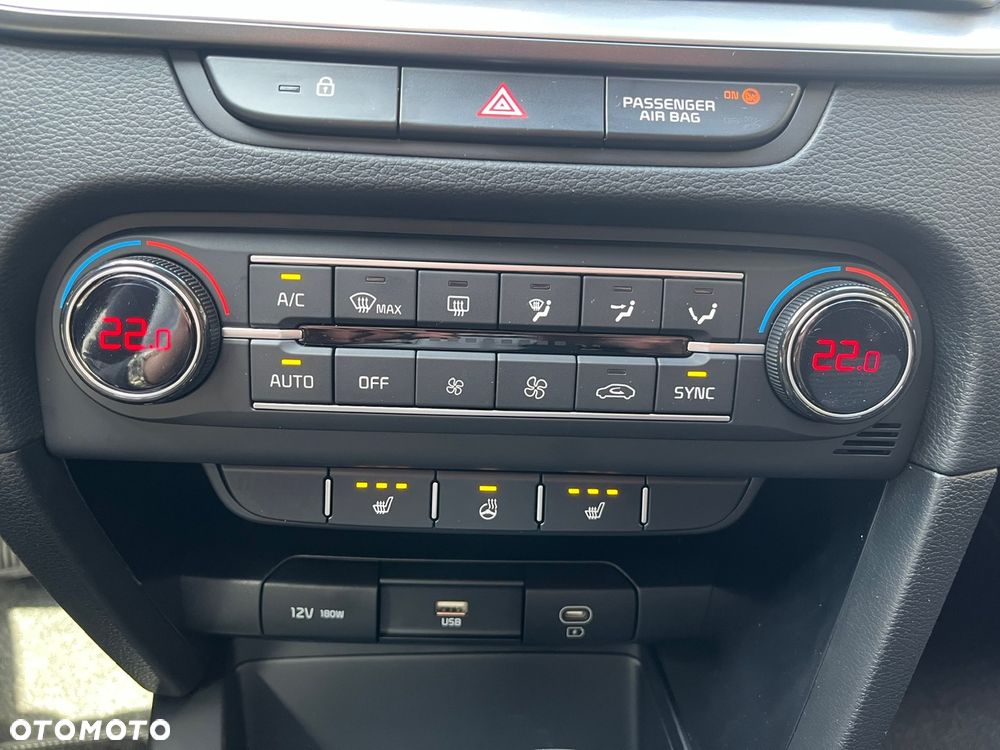 Kia XCeed 1.6 T-GDI M DCT - 24