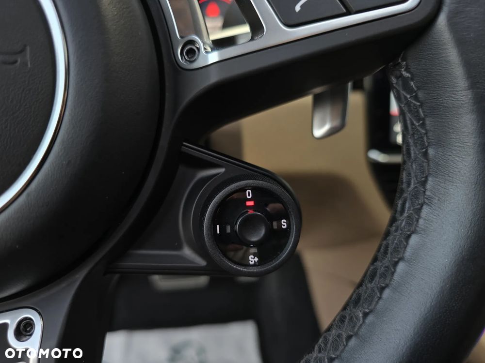 Porsche Cayenne Turbo Tiptronic S - 31