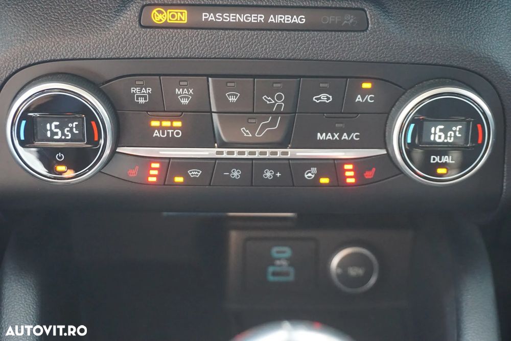 Ford Kuga - 9