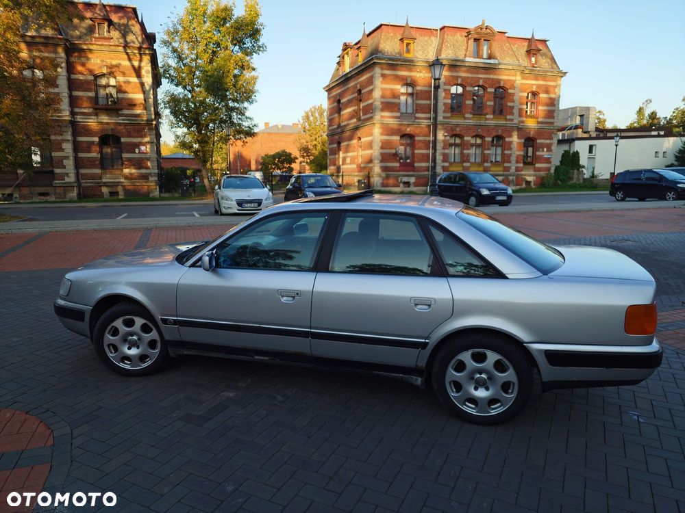 Audi 100 - 33