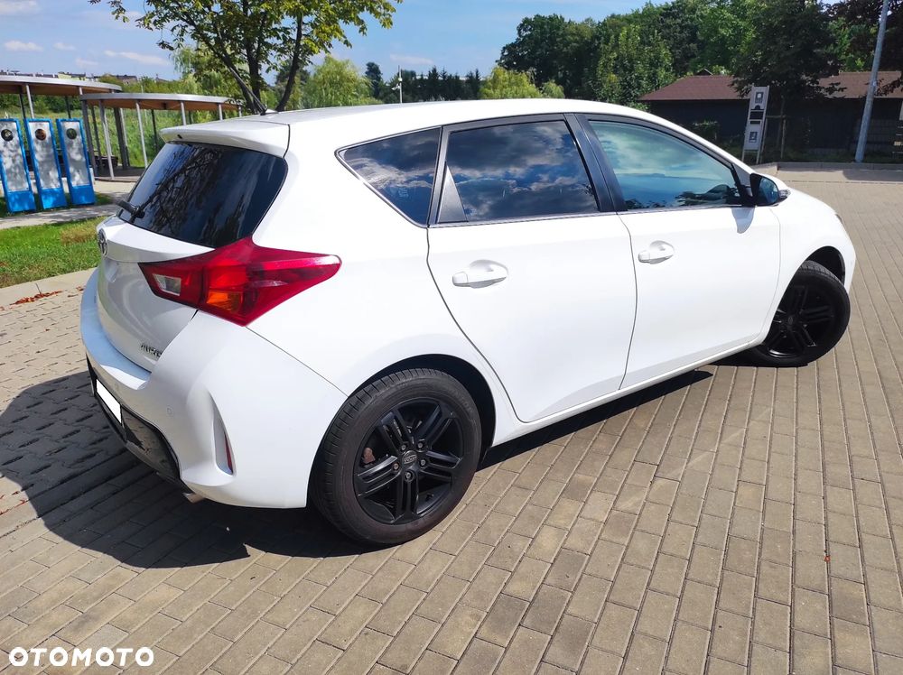 Toyota Auris 1.6 Valvematic Life - 4