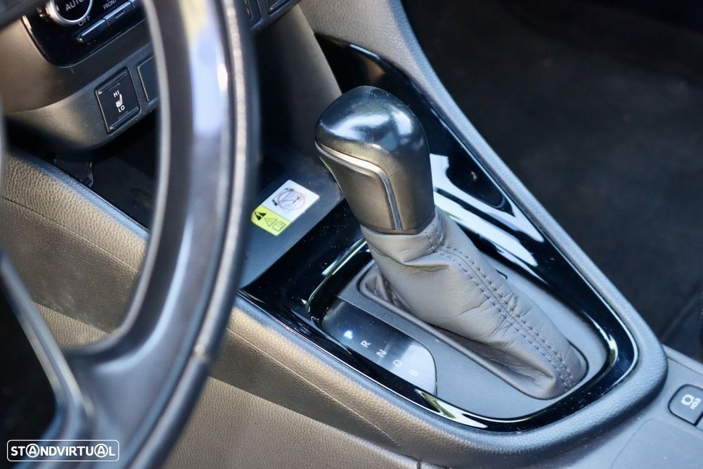 Toyota Yaris 1.5 HDF Premier Edition - 11