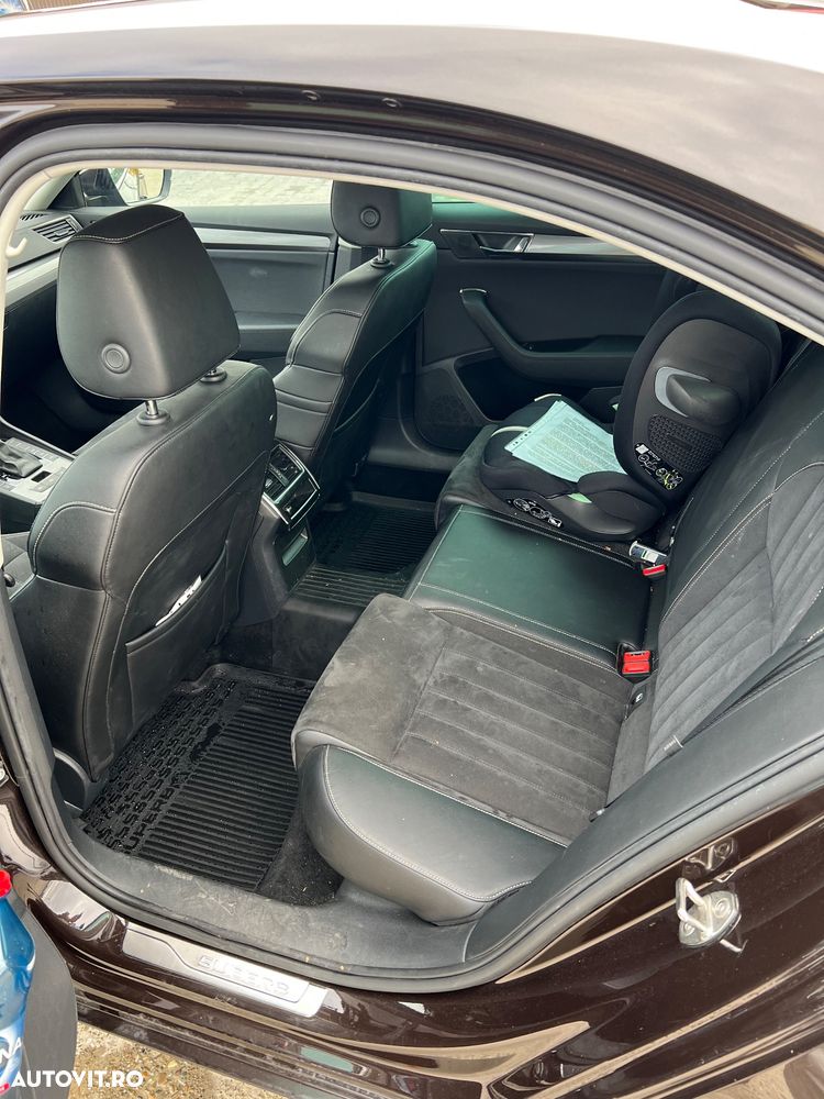 Skoda Superb 2.0 TDI 4x4 DSG Style - 12