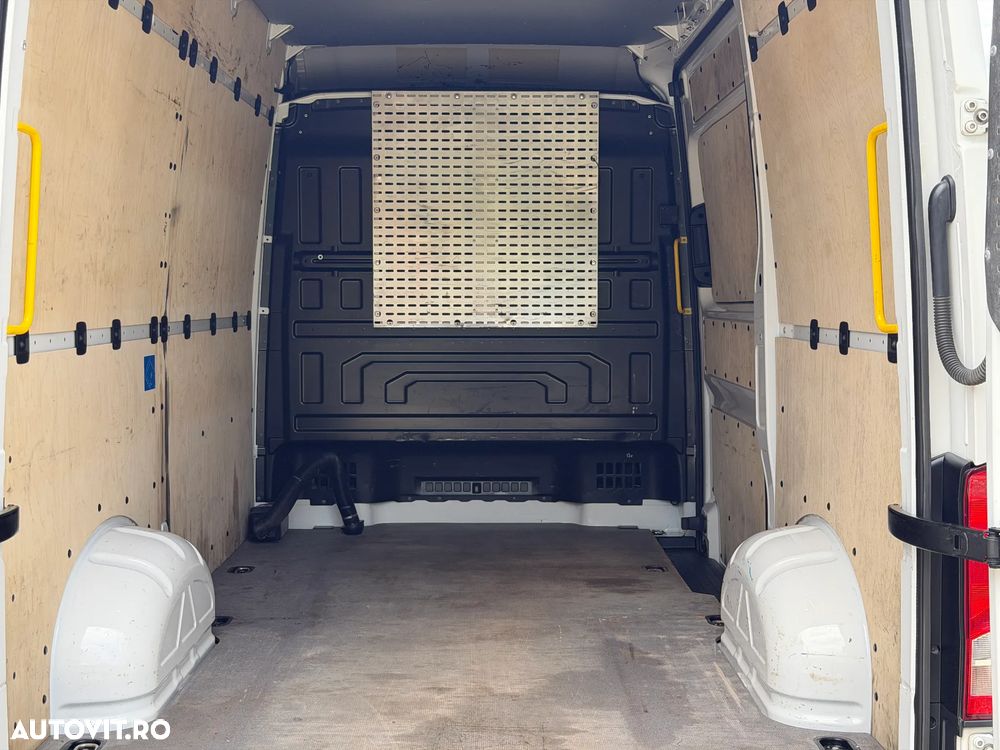 Volkswagen Crafter - 20