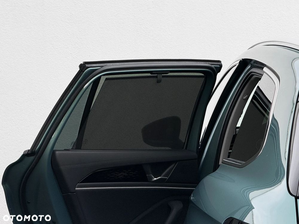 Volkswagen Passat Variant 2.0 TDI SCR DSG Elegance - 27