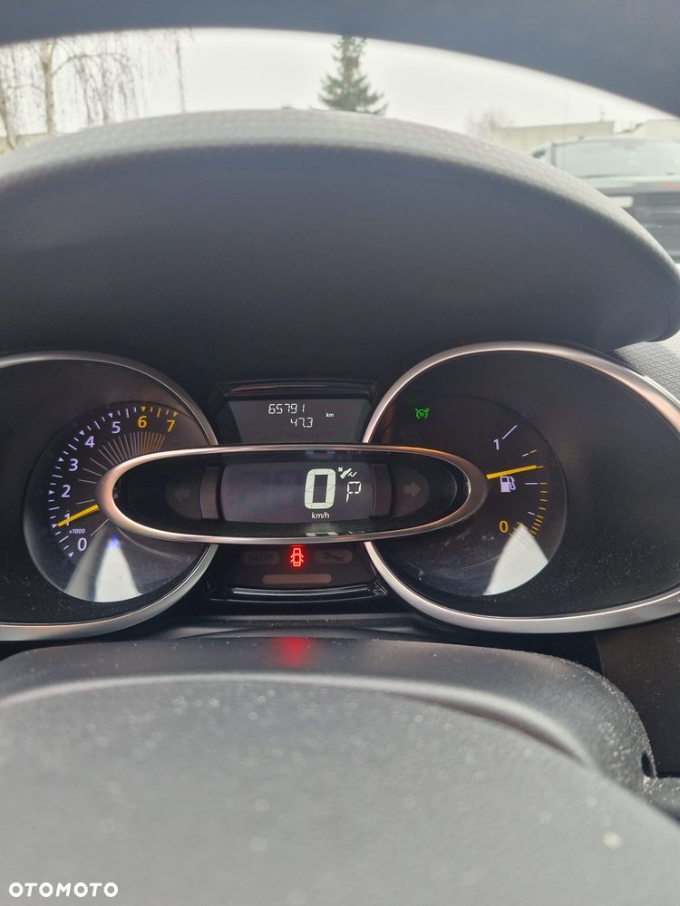 Renault Clio 1.2 Energy TCe Limited EDC EU6 - 9