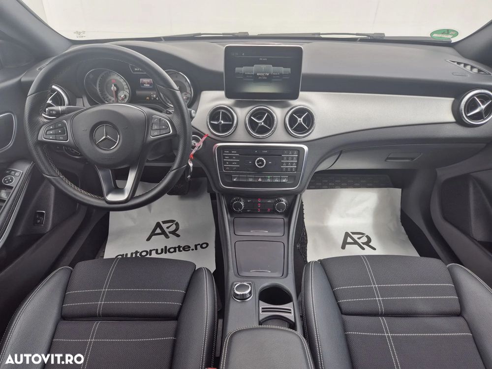 Mercedes-Benz CLA 220 d Aut. - 12