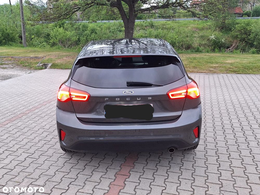 Ford Focus 1.0 EcoBoost Titanium Business - 4