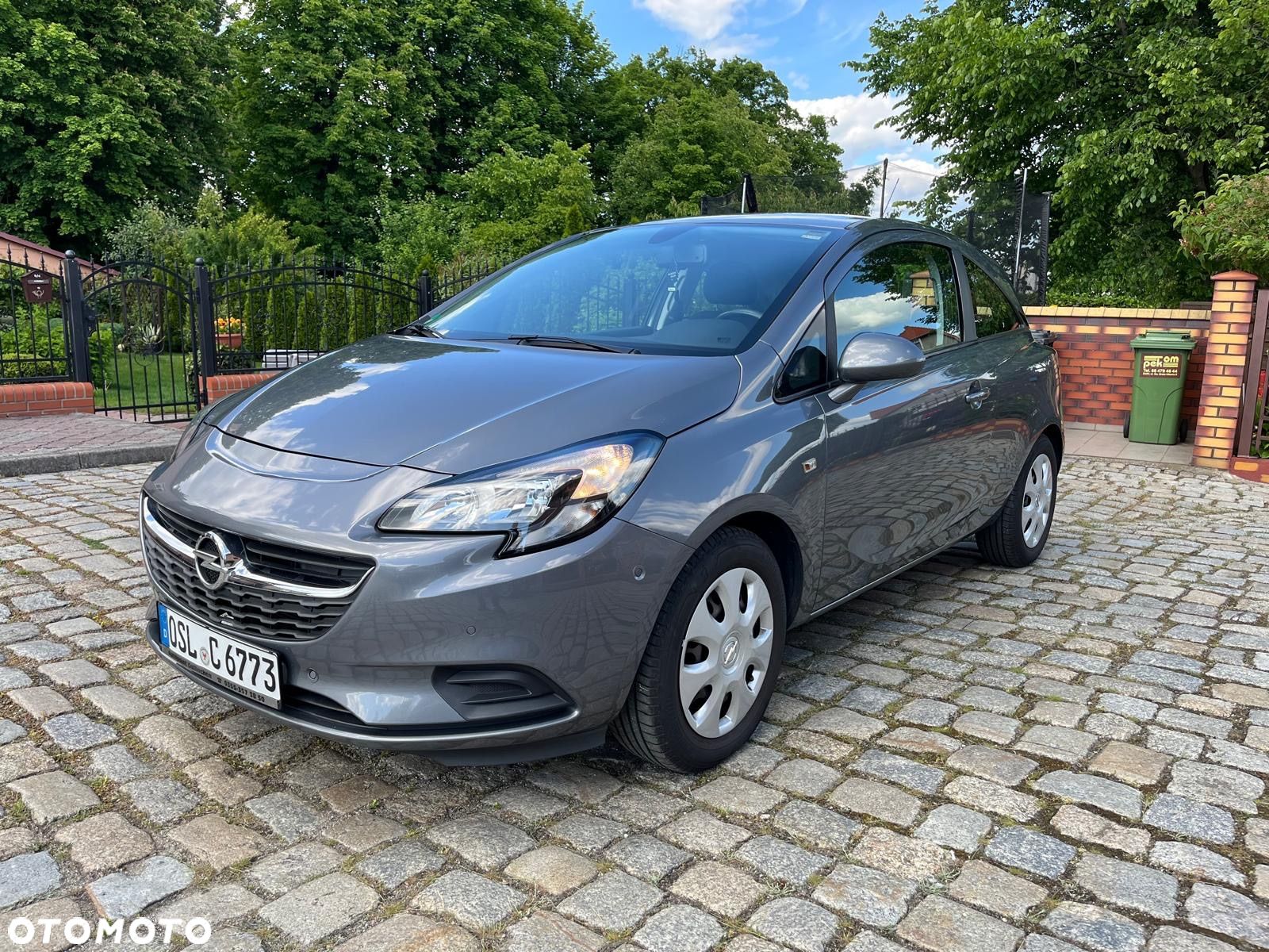 Opel Corsa 1.4 Cosmo - 1