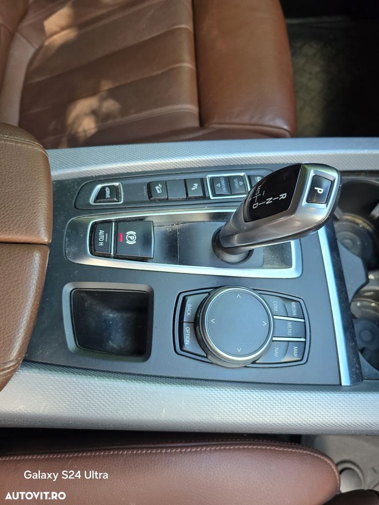 BMW X5 xDrive40i - 10