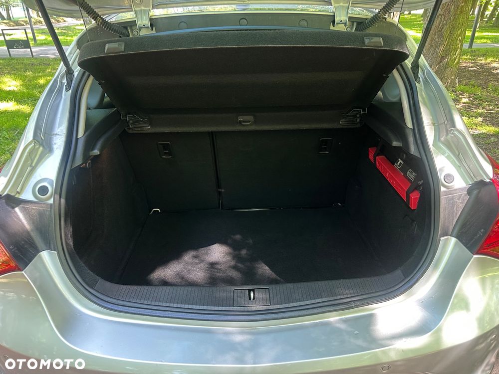 Opel Astra 1.6 Cosmo EU6 - 14