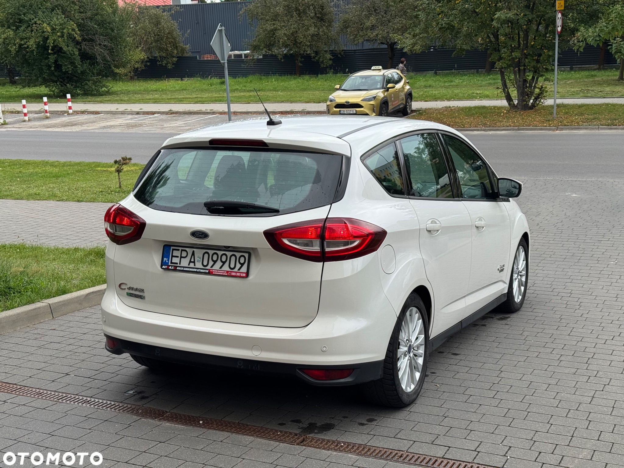 Ford C-MAX 2.0 ENERGI CVT - 4