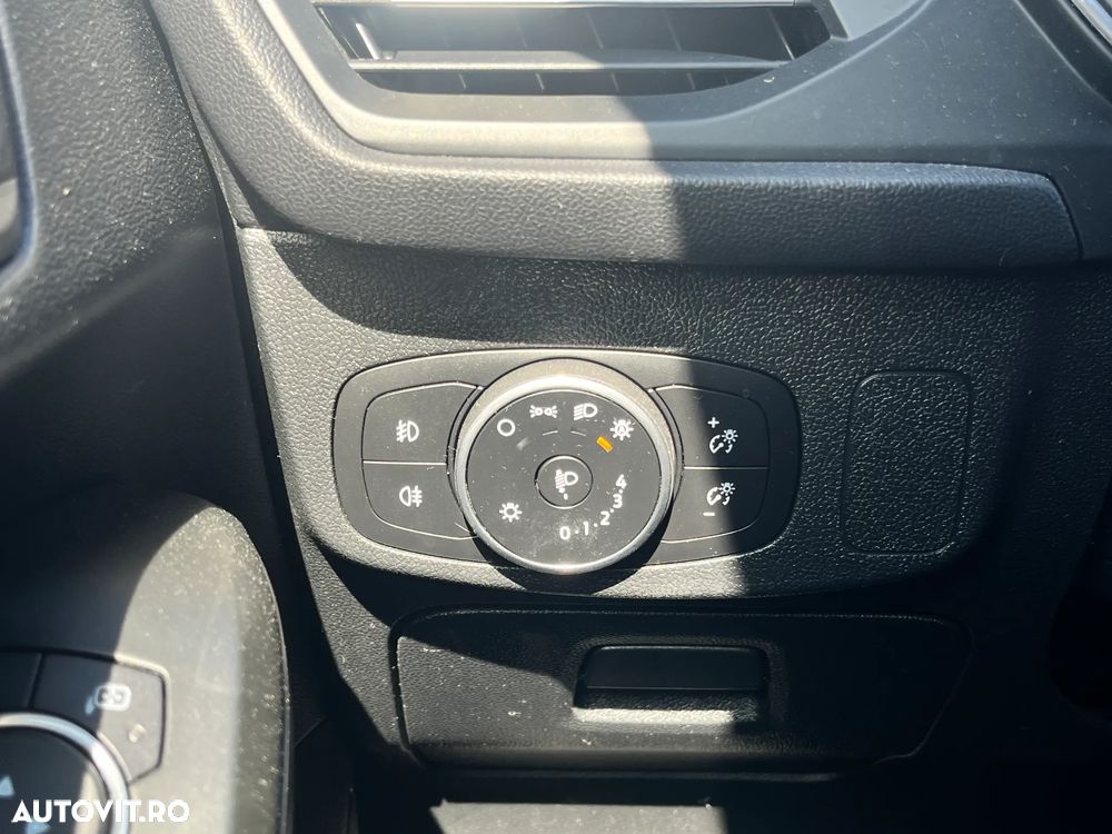 Ford Focus - 19