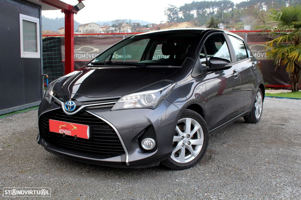 Toyota Yaris 1.5 HSD Comfort +P.Style+Navi - 1