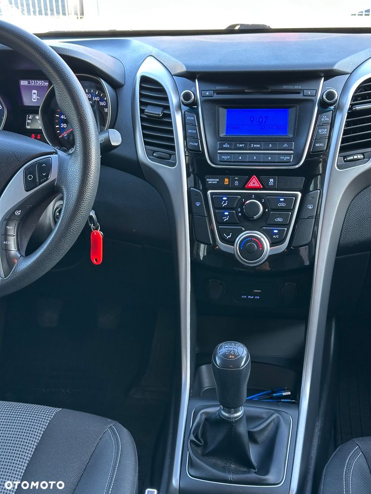 Hyundai i30 1.6 GDI Classic + - 15