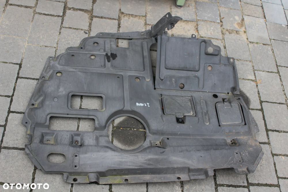 osłona dolna pod silnik silnika toyota auris I 51441-02151
