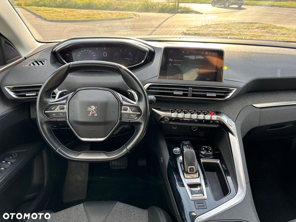 Peugeot 3008 1.5 BlueHDi Allure S&S EAT8 - 9