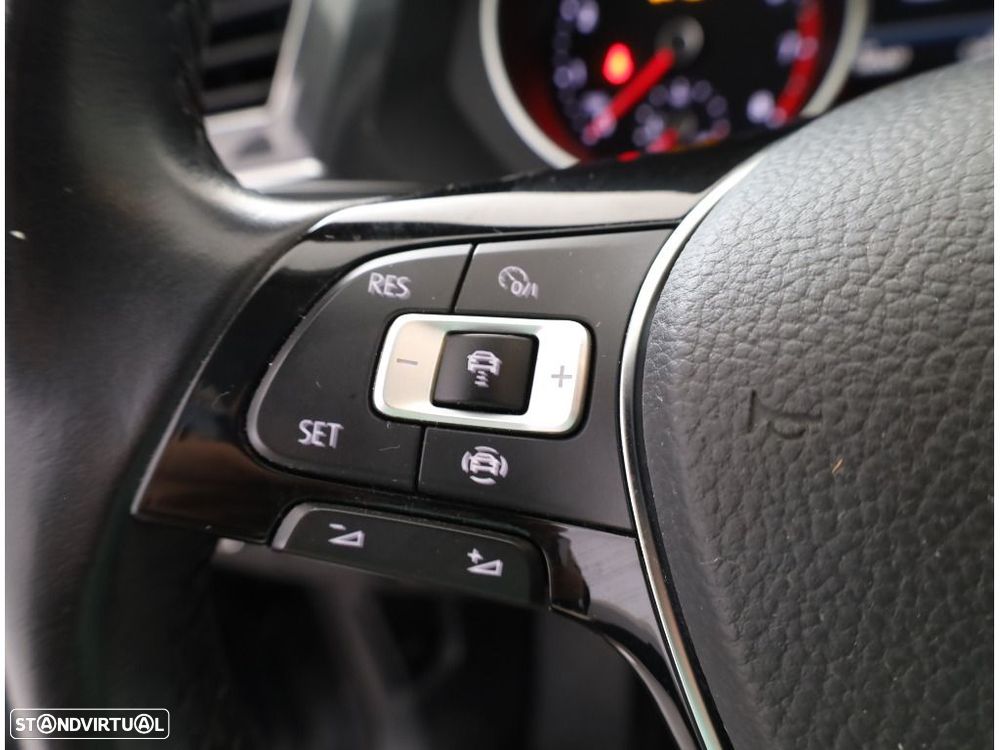 VW Tiguan 1.5 TSI Confortline - 19