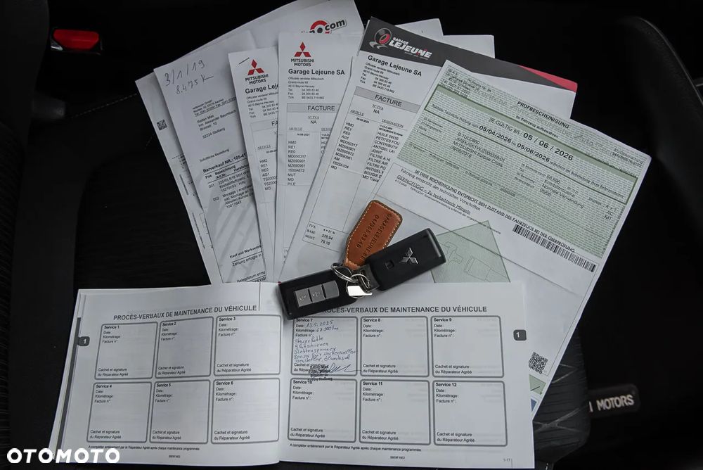 Mitsubishi Eclipse Cross - 32