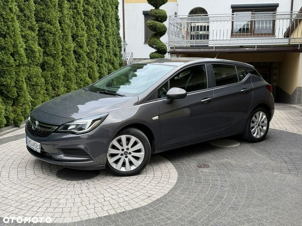 Opel Astra - 2