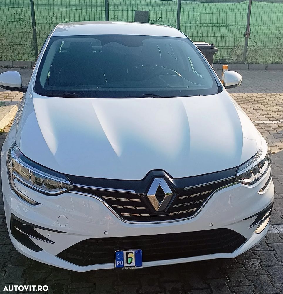 RENAULT Megane 2024