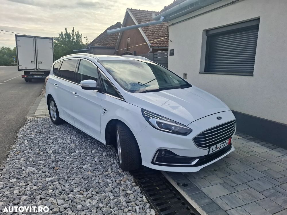 Ford S-Max - 10