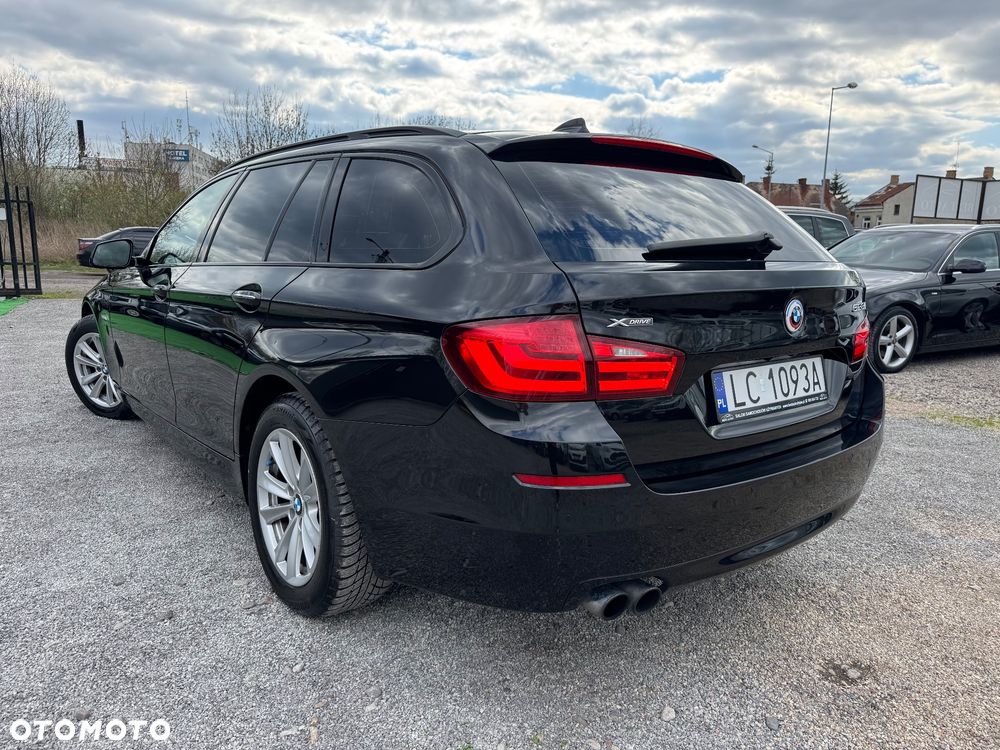 BMW Seria 5 528i xDrive Sport-Aut Modern Line - 3