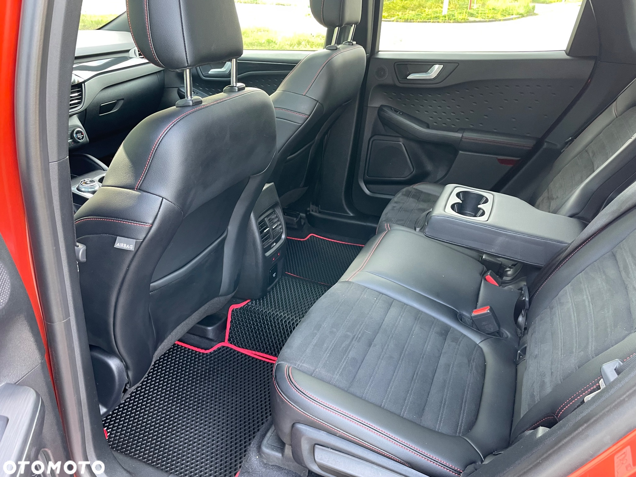 Ford Kuga 2.0 EcoBlue 4x4 ST-LINE - 17