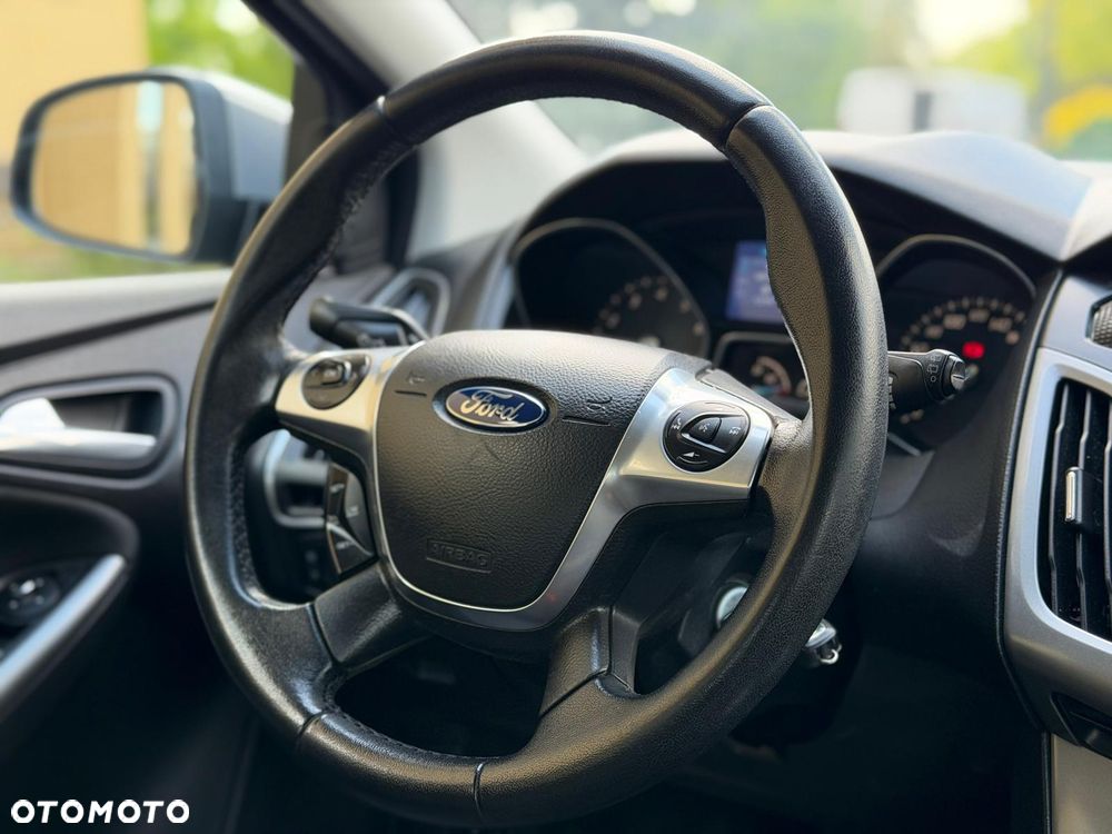 Ford Focus 1.0 EcoBoost Titanium ASS - 25