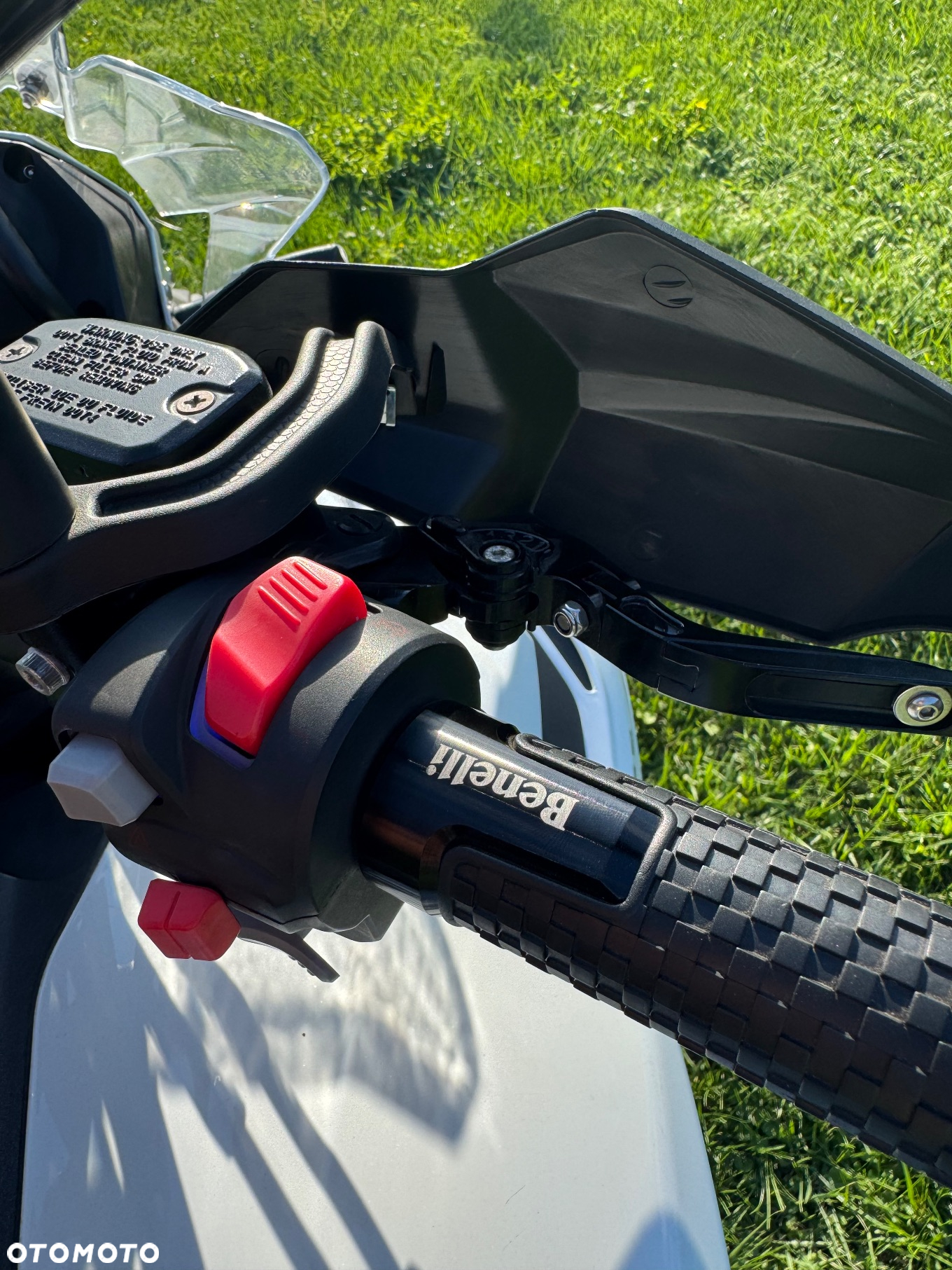 Benelli TRK 502 - 16
