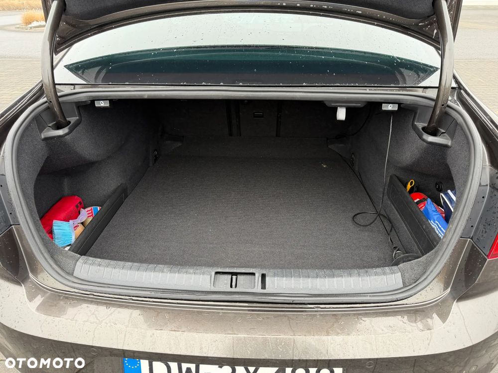 Volkswagen Passat 2.0 TDI BMT 4Mot Highline DSG - 13