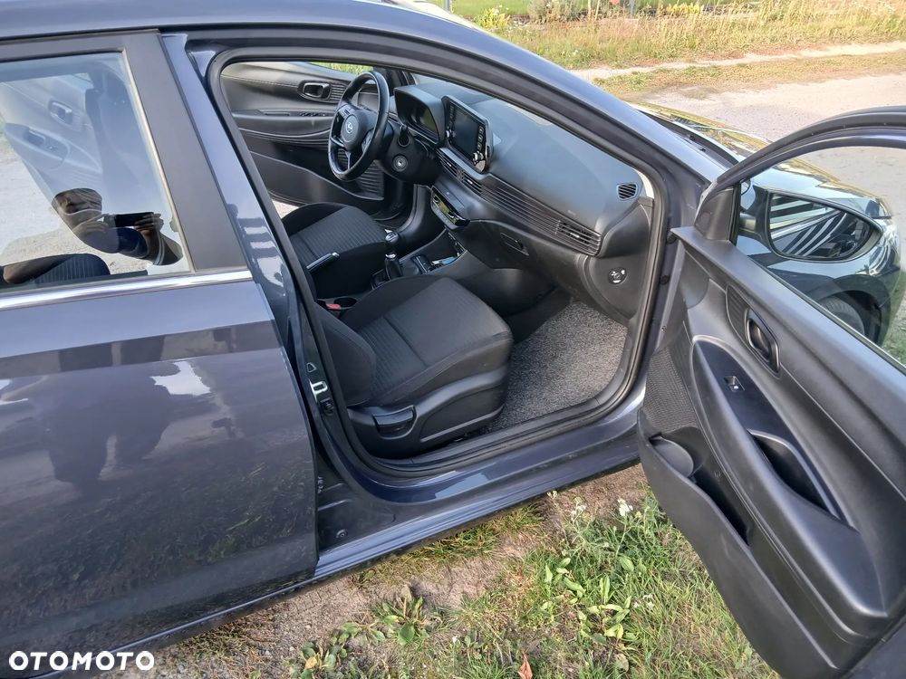 Hyundai i20 - 20