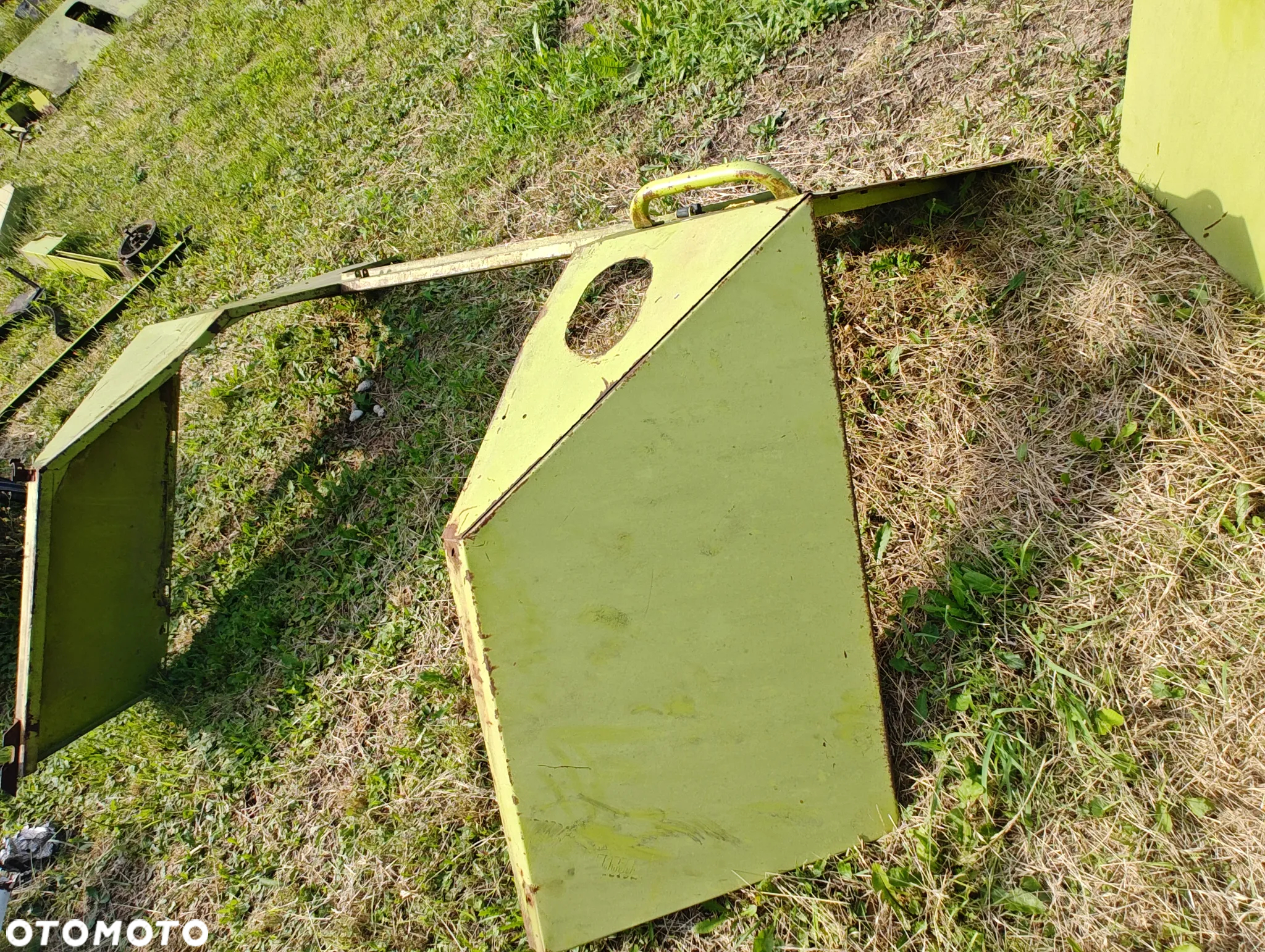 Claas mercator 75 osłona obudowa górna silnika - 3
