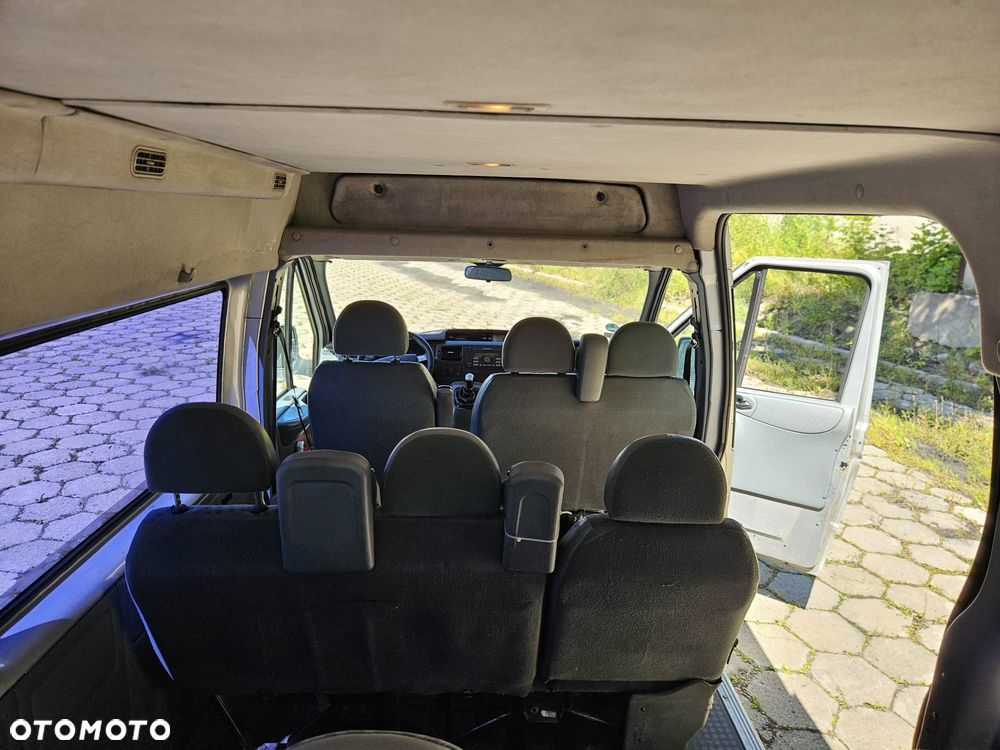 Ford Transit - 8