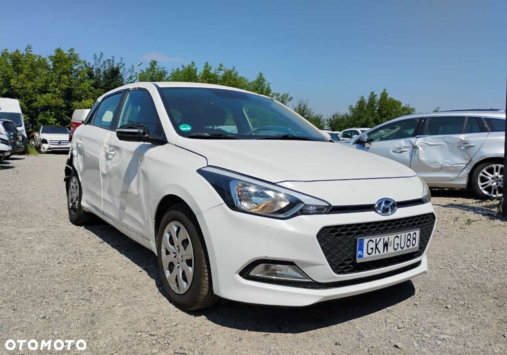Hyundai i20 - 3