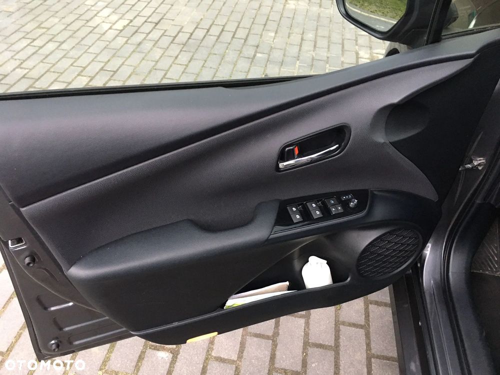 Toyota Prius 1.8 Hybrid Prestige - 36