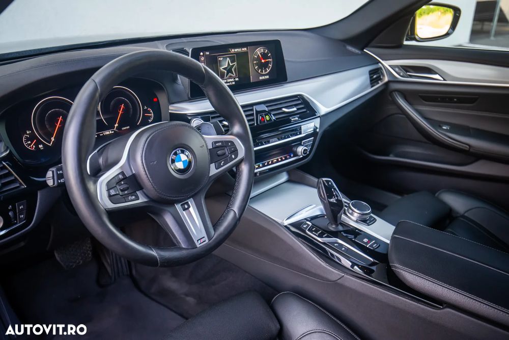 BMW Seria 5 530i xDrive AT - 9