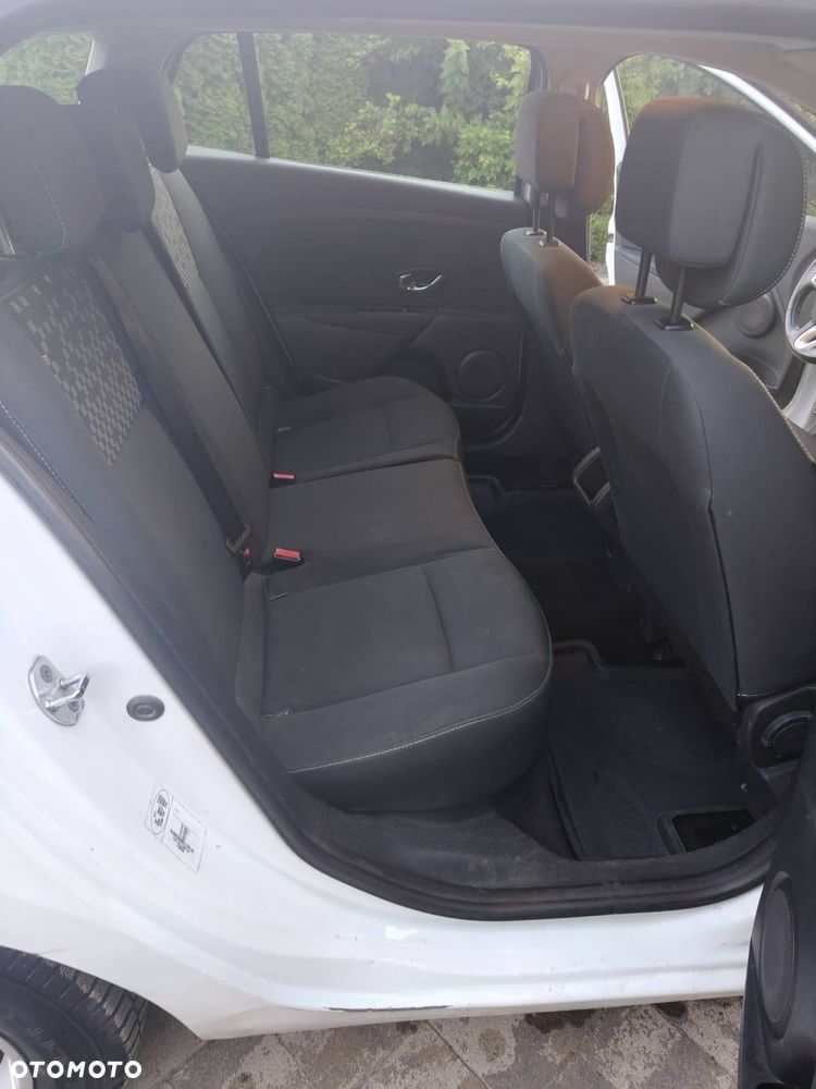 Renault Megane ENERGY TCe 115 Start & Stop LIMITED - 11