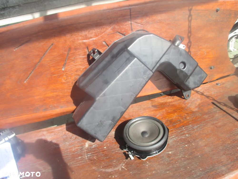 subufer Oofer Audi A4 B7 + głośnik 8e9035382D - 4