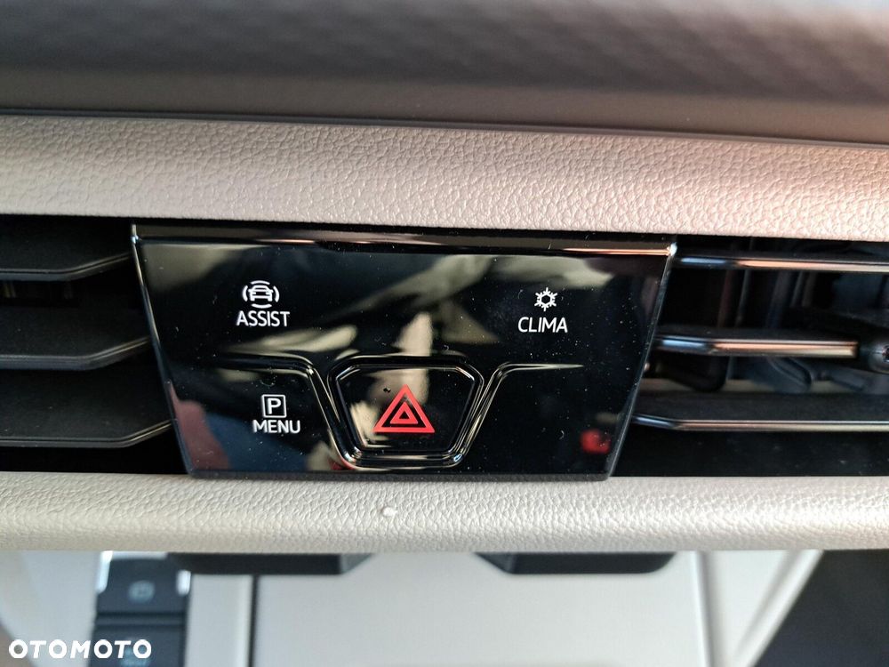 Volkswagen Multivan - 18