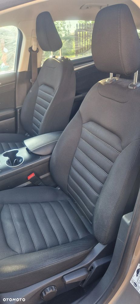 Ford Mondeo 1.5 EcoBoost Trend - 10