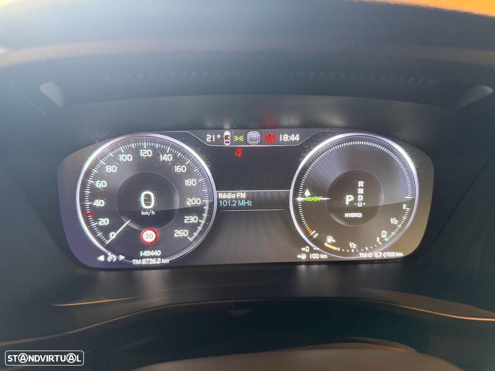 Volvo XC 40 T4 Recharge DKG Ultimate Bright - 36