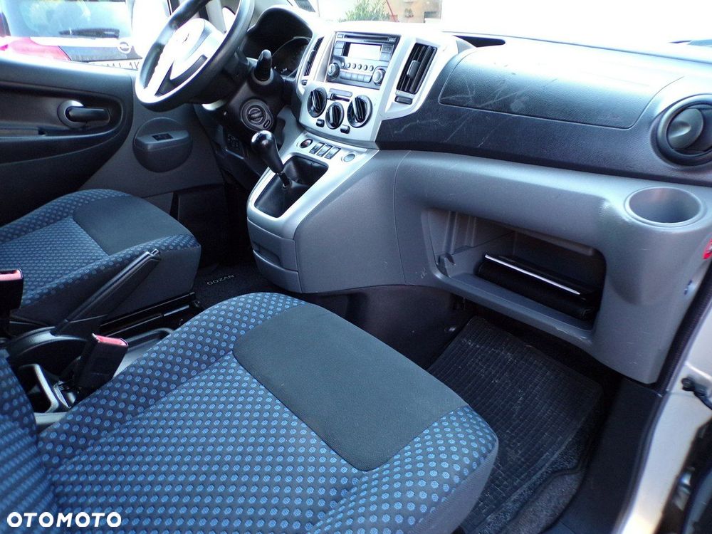 Nissan NV200 - 21