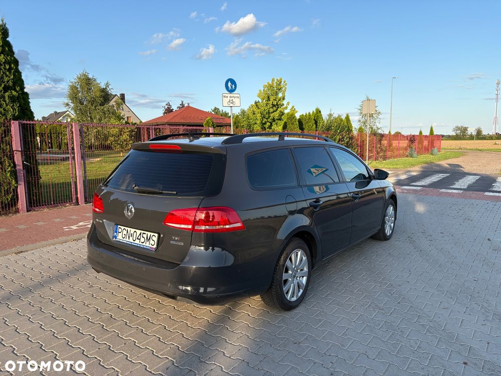 Volkswagen Passat 1.6 TDI DPF BlueMot Comfortline - 7