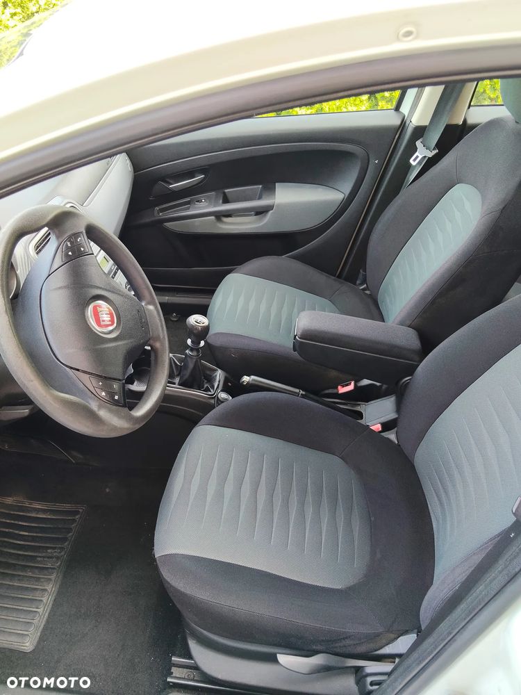 Fiat Punto - 10