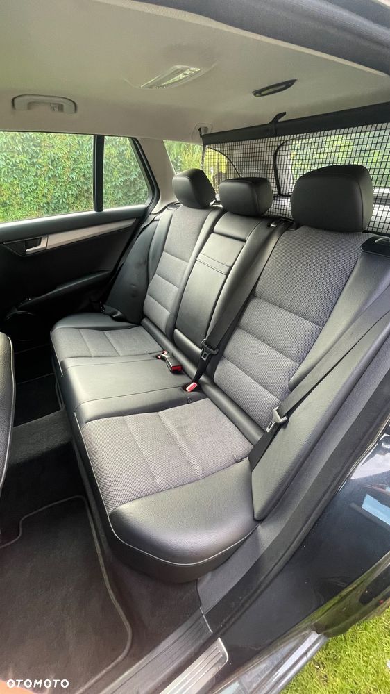 Mercedes-Benz Klasa C 180 BlueEFFICIENCY Avantgarde - 8