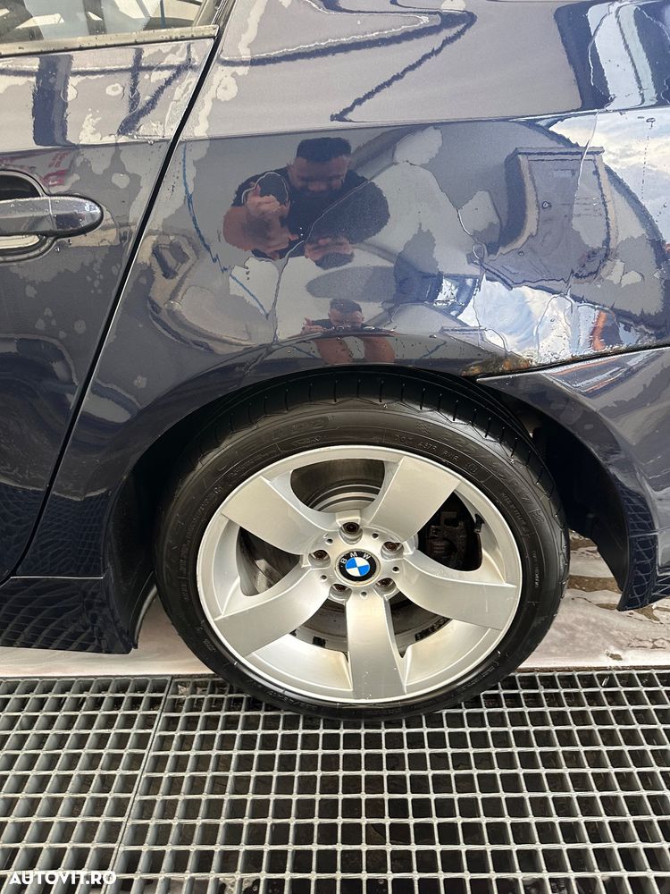 BMW Seria 5 525iA - 6
