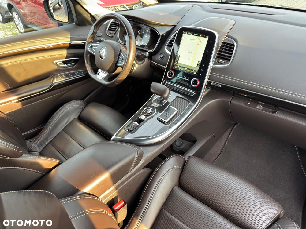 Renault Espace 1.6 dCi Energy Initiale Paris EDC 7os - 22